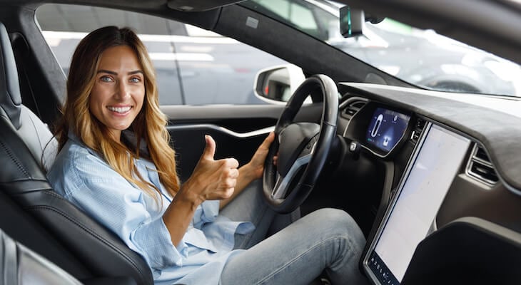 Rental reimbursement: driver doing the thumbs up