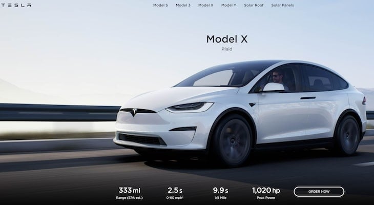 Audi e tron vs Tesla: Tesla Model X white
