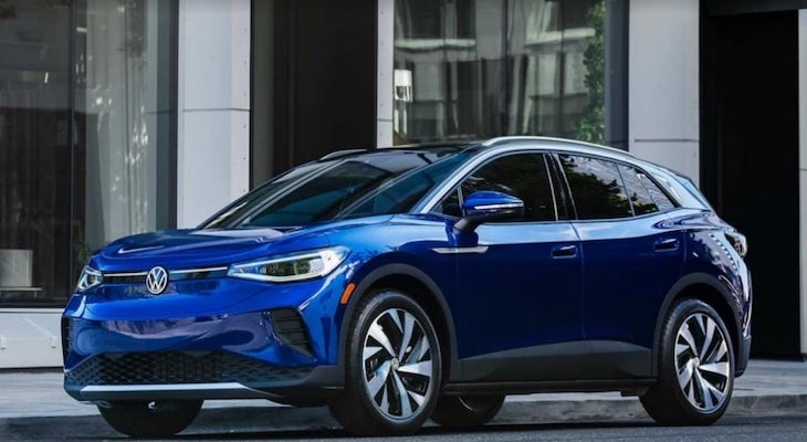 Cheapest electric SUV: blue electric SUV