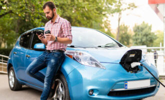 How to Reduce Your Nissan LEAF Insurance Costs